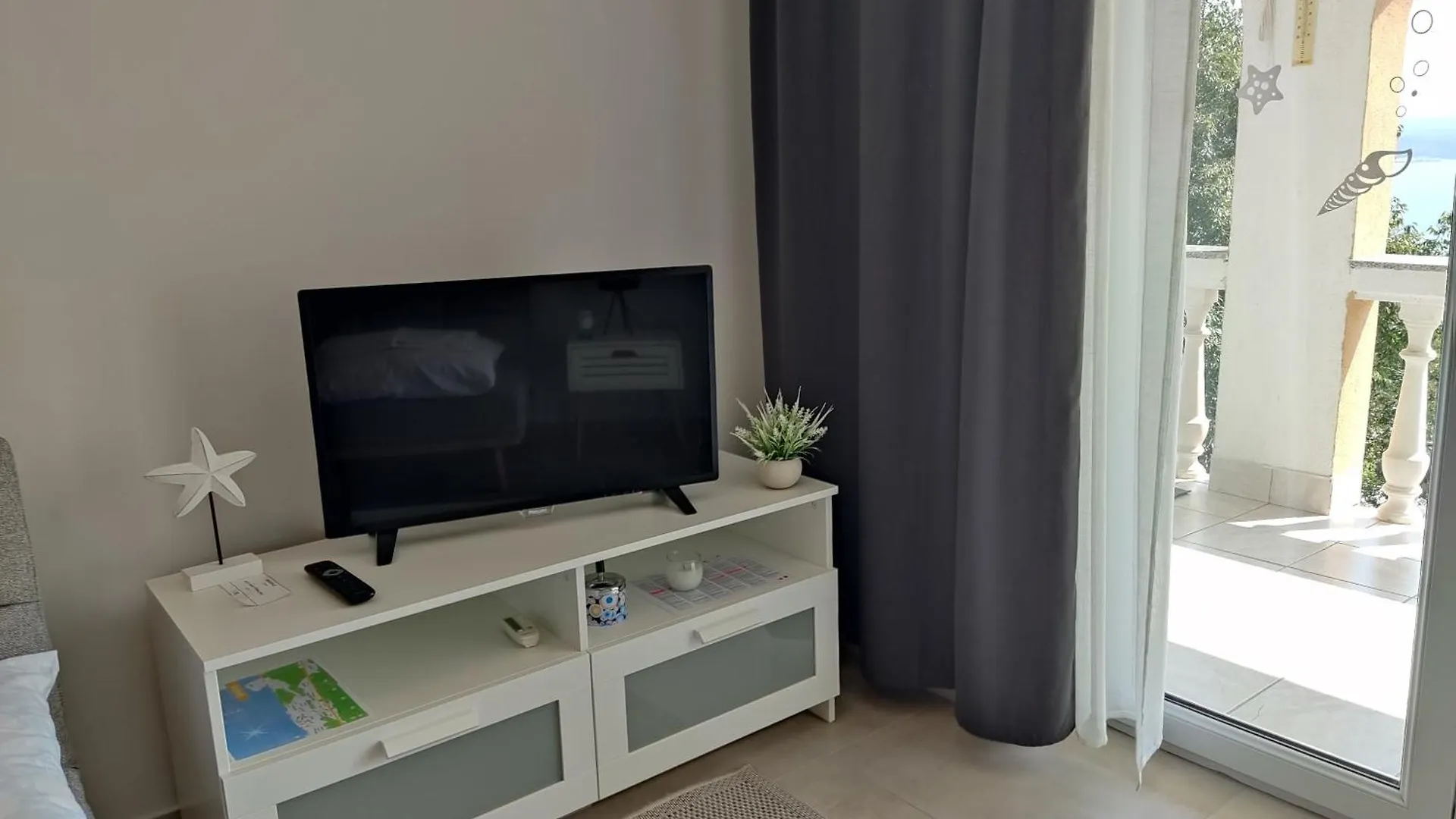 Panaramico Superior Apartments Lili With Sea View In Dramalj Croácia